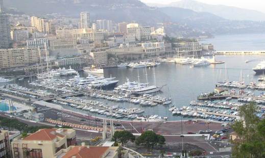 porto di Monaco Montecarlo con yacht